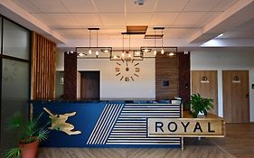 Stay at Royal Kraków Golf